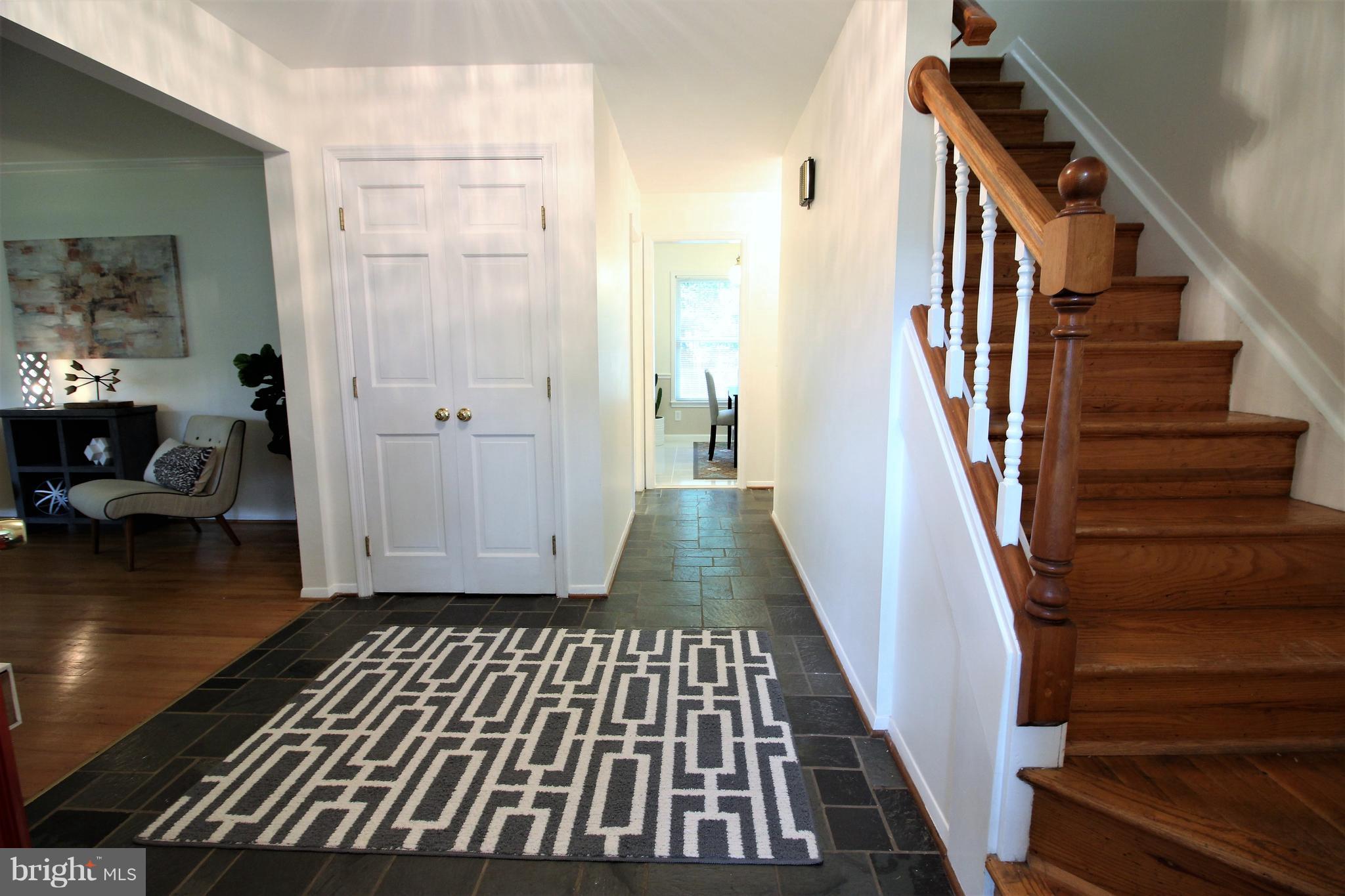 FOX HILLS - Residential