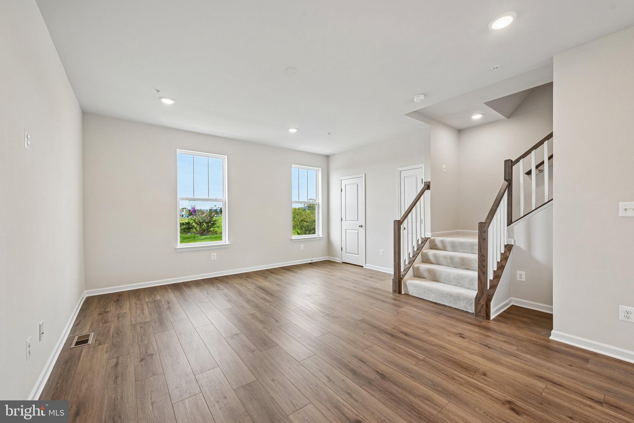 6358 BUTTERFLY LANE