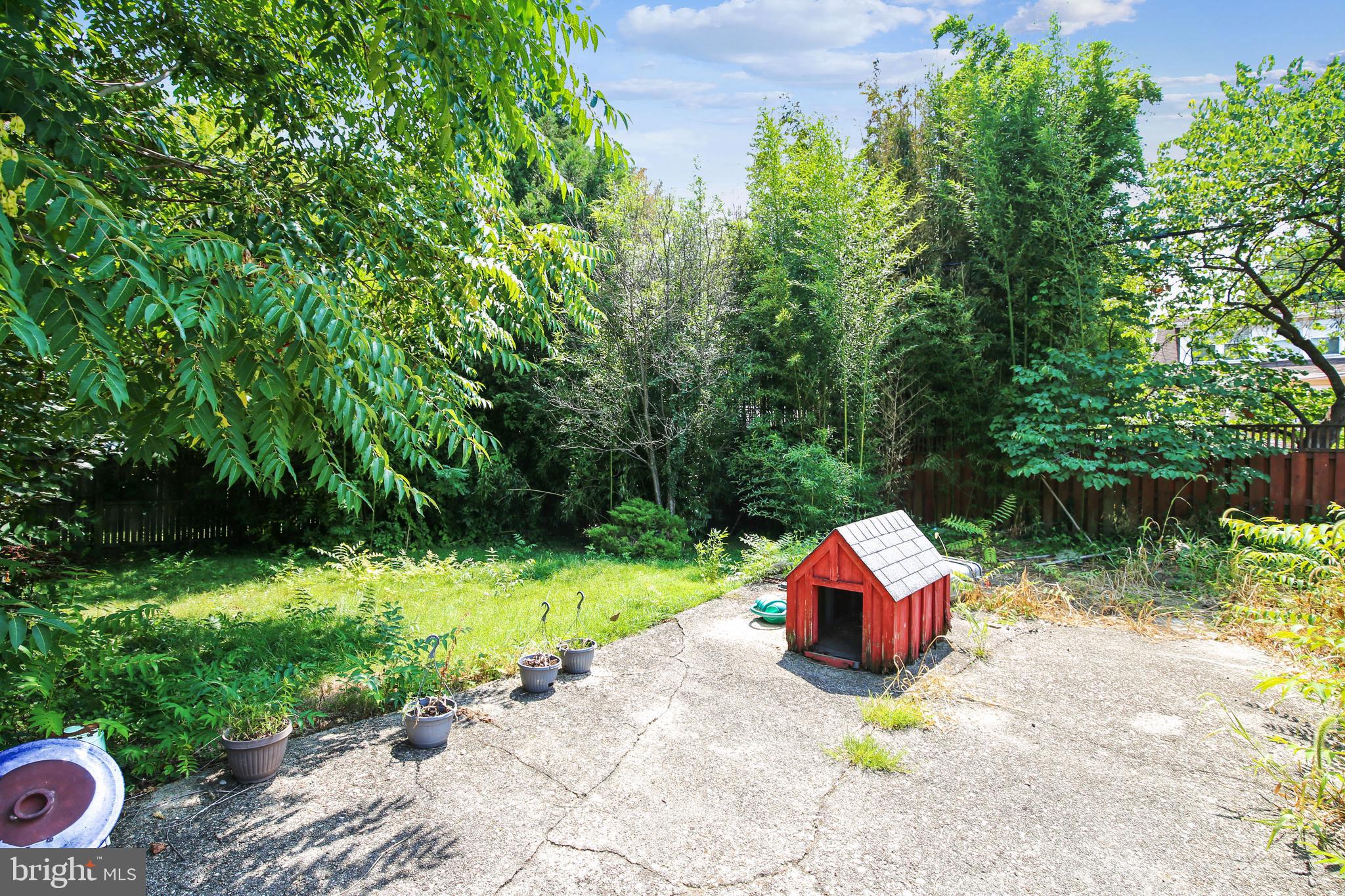 ADDISON HEIGHTS - Residential