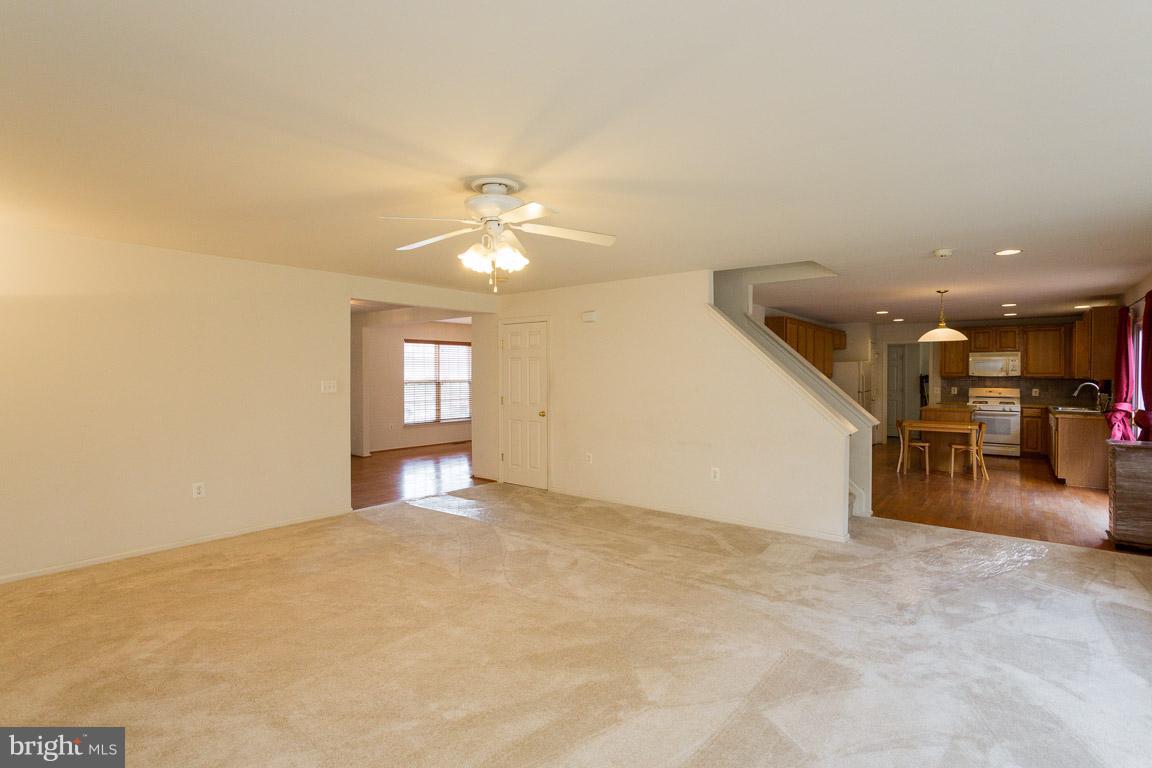 STRATFORD PLACE - Residential