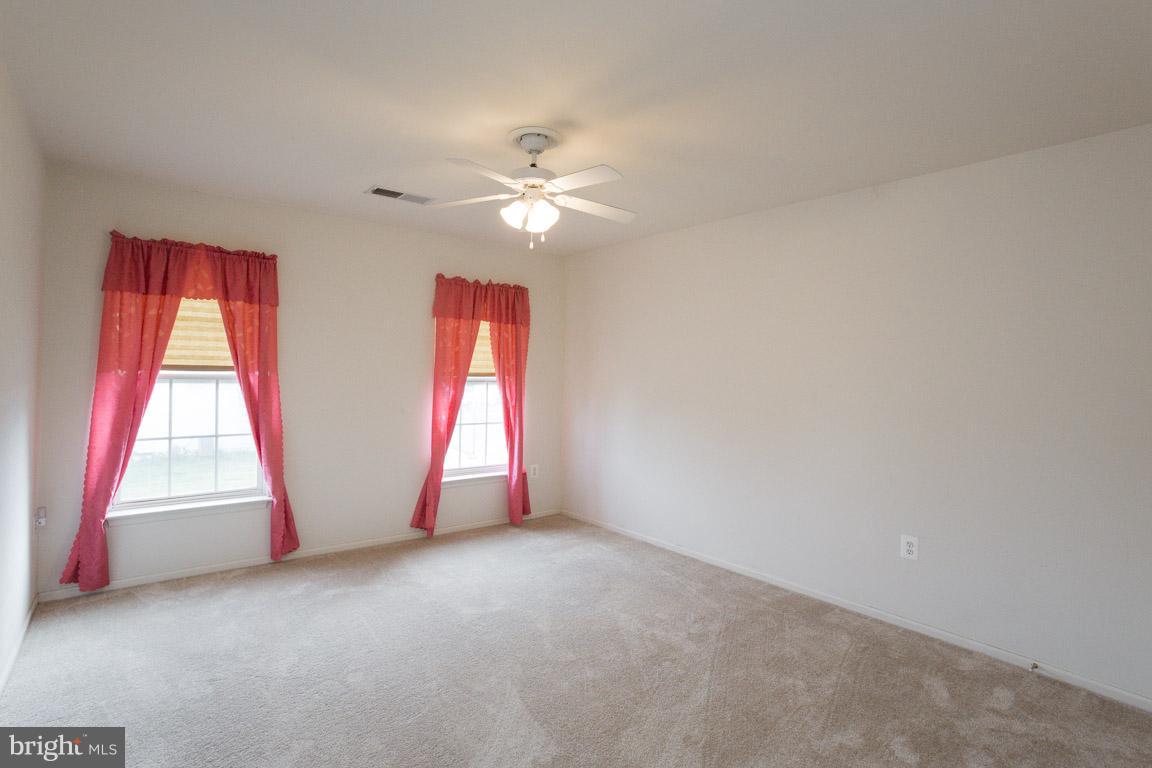 STRATFORD PLACE - Residential