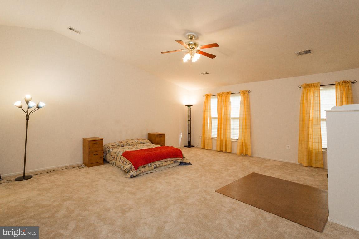 STRATFORD PLACE - Residential