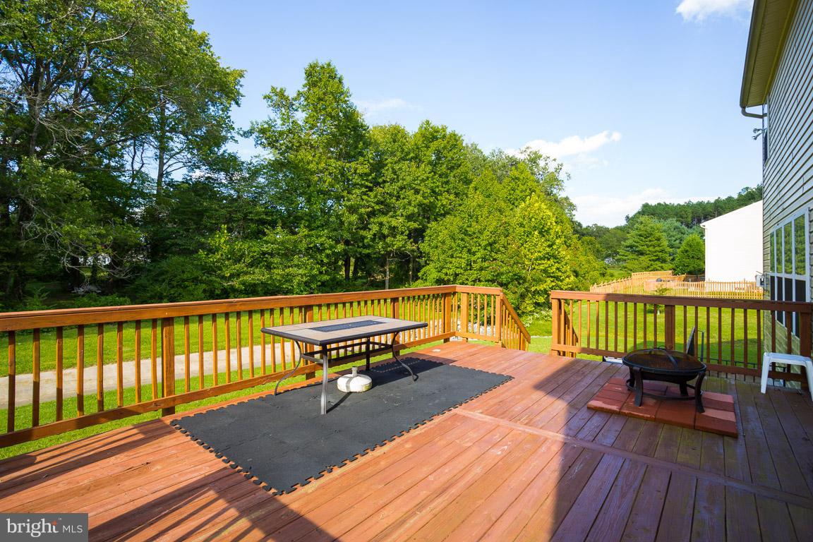 STRATFORD PLACE - Residential