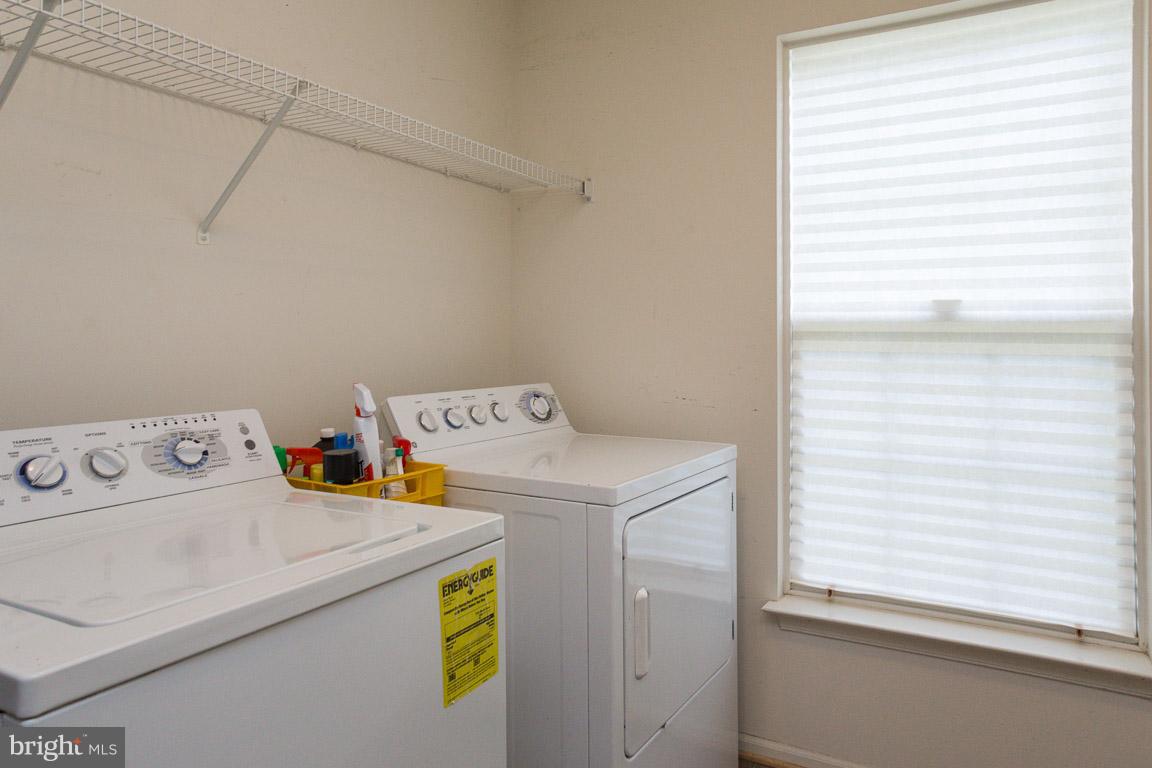 STRATFORD PLACE - Residential