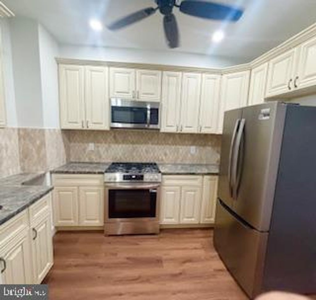 Photo of 320 Loney Street #(2ND FL), PHILADELPHIA, PA 19111 (MLS # PAPH2581564)