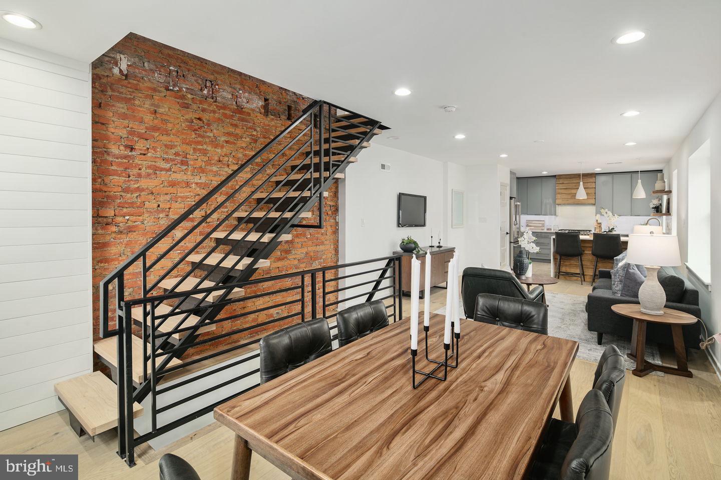 GRADUATE HOSPITAL - Residential