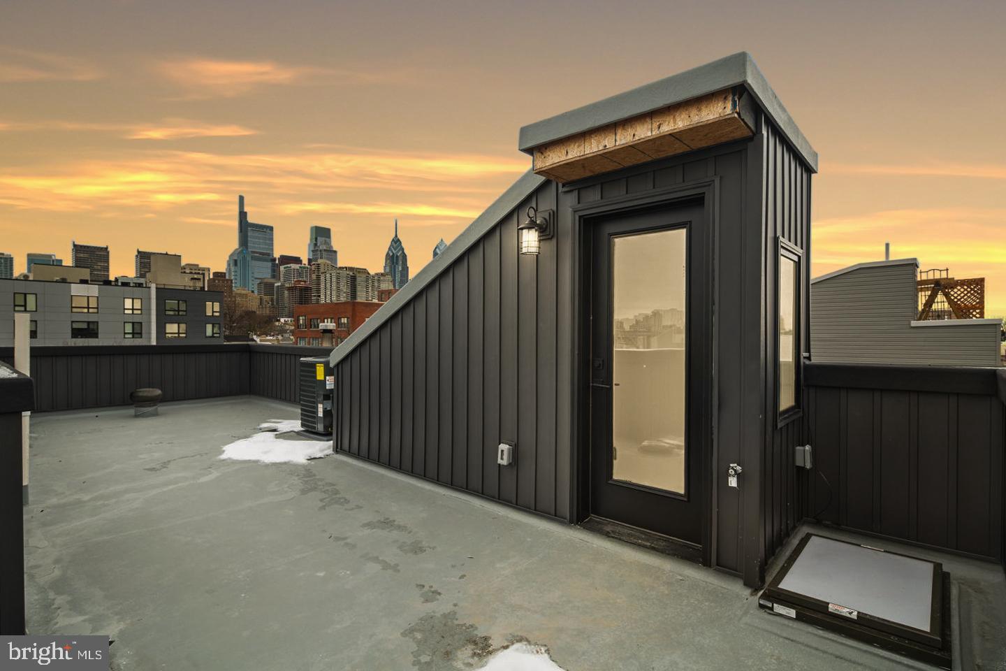 GRADUATE HOSPITAL - Residential