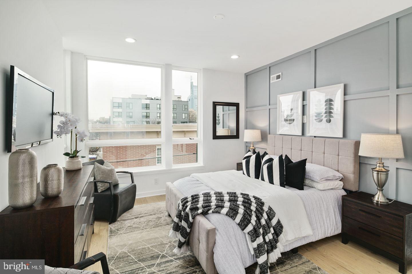 GRADUATE HOSPITAL - Residential