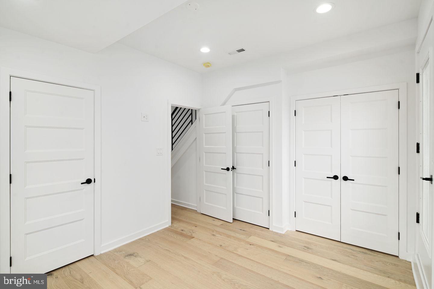 GRADUATE HOSPITAL - Residential