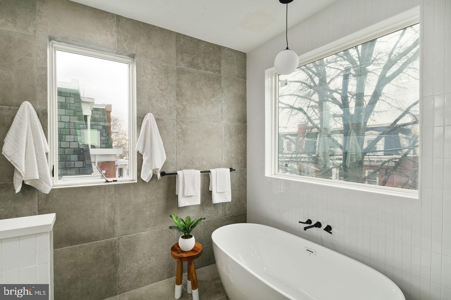 GRADUATE HOSPITAL - Residential