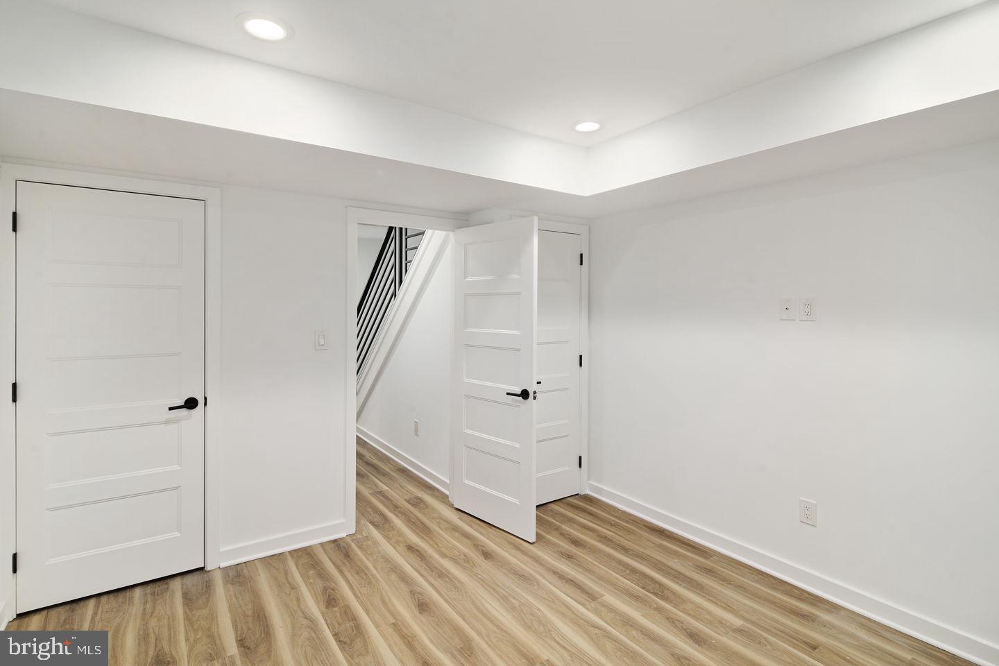 GRADUATE HOSPITAL - Residential