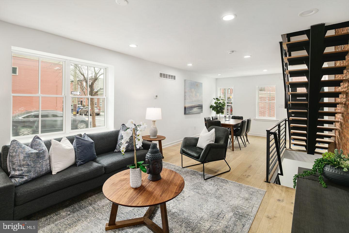 GRADUATE HOSPITAL - Residential