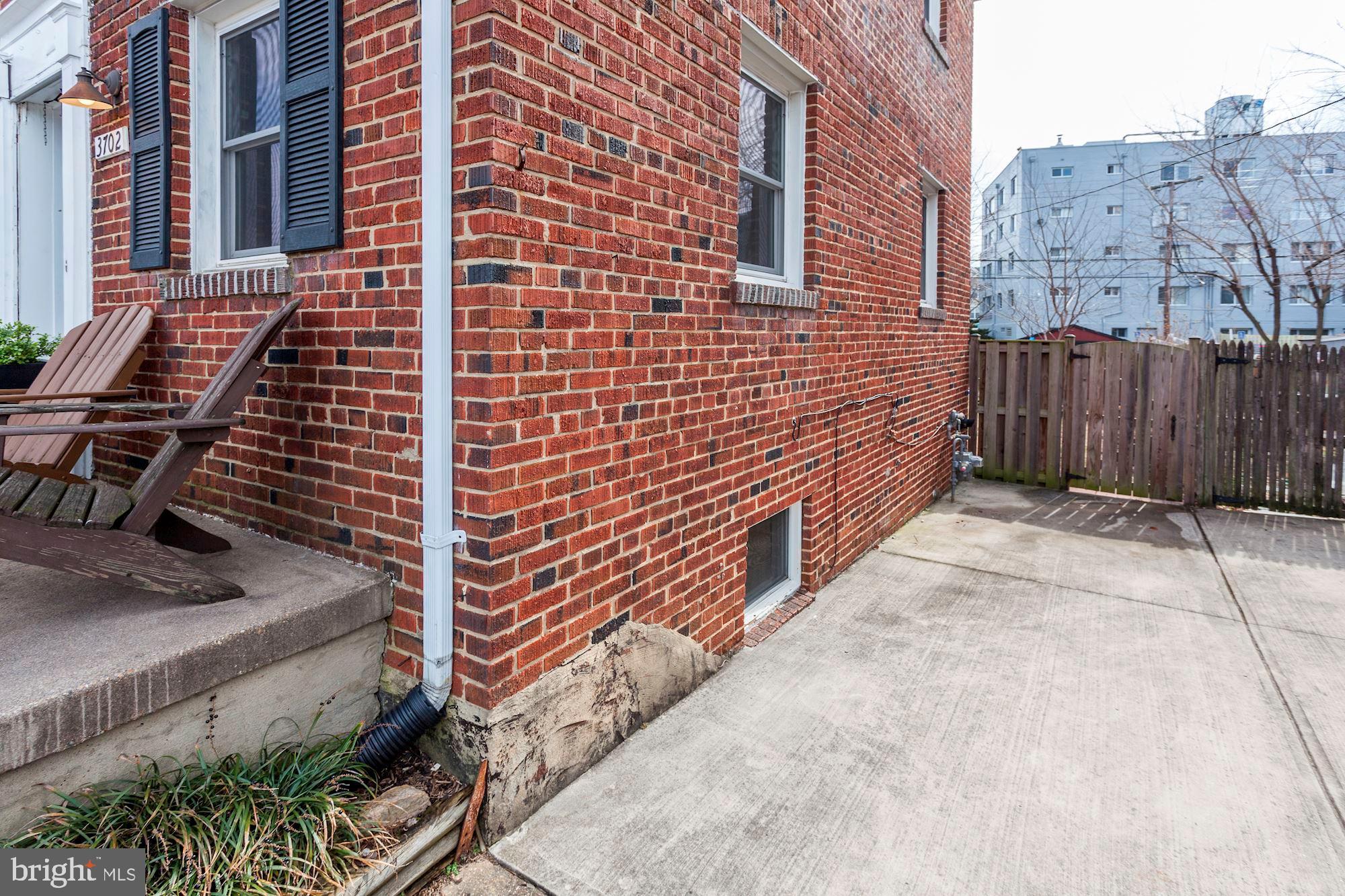 GLEBE MANOR - Residential