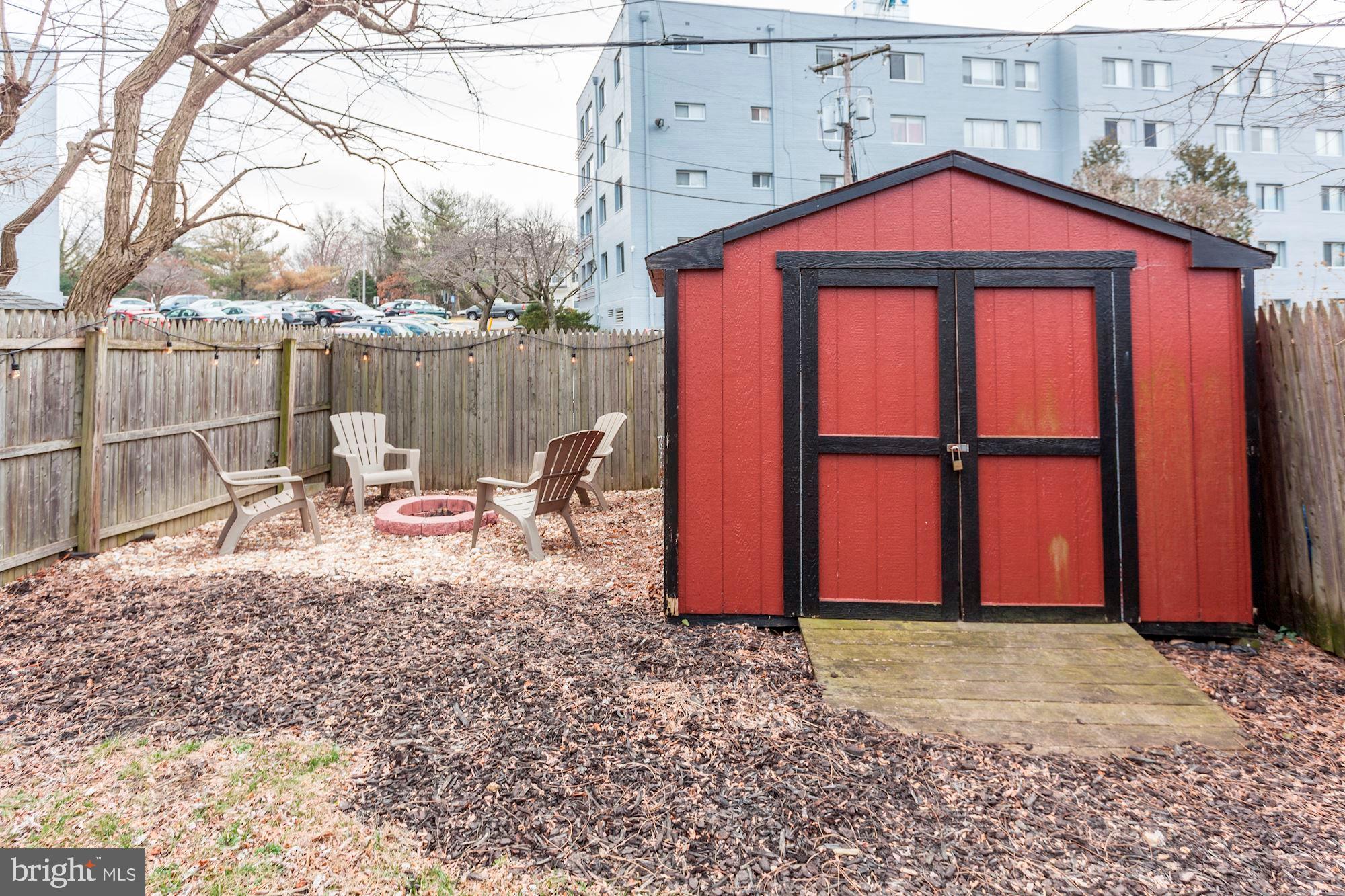 GLEBE MANOR - Residential