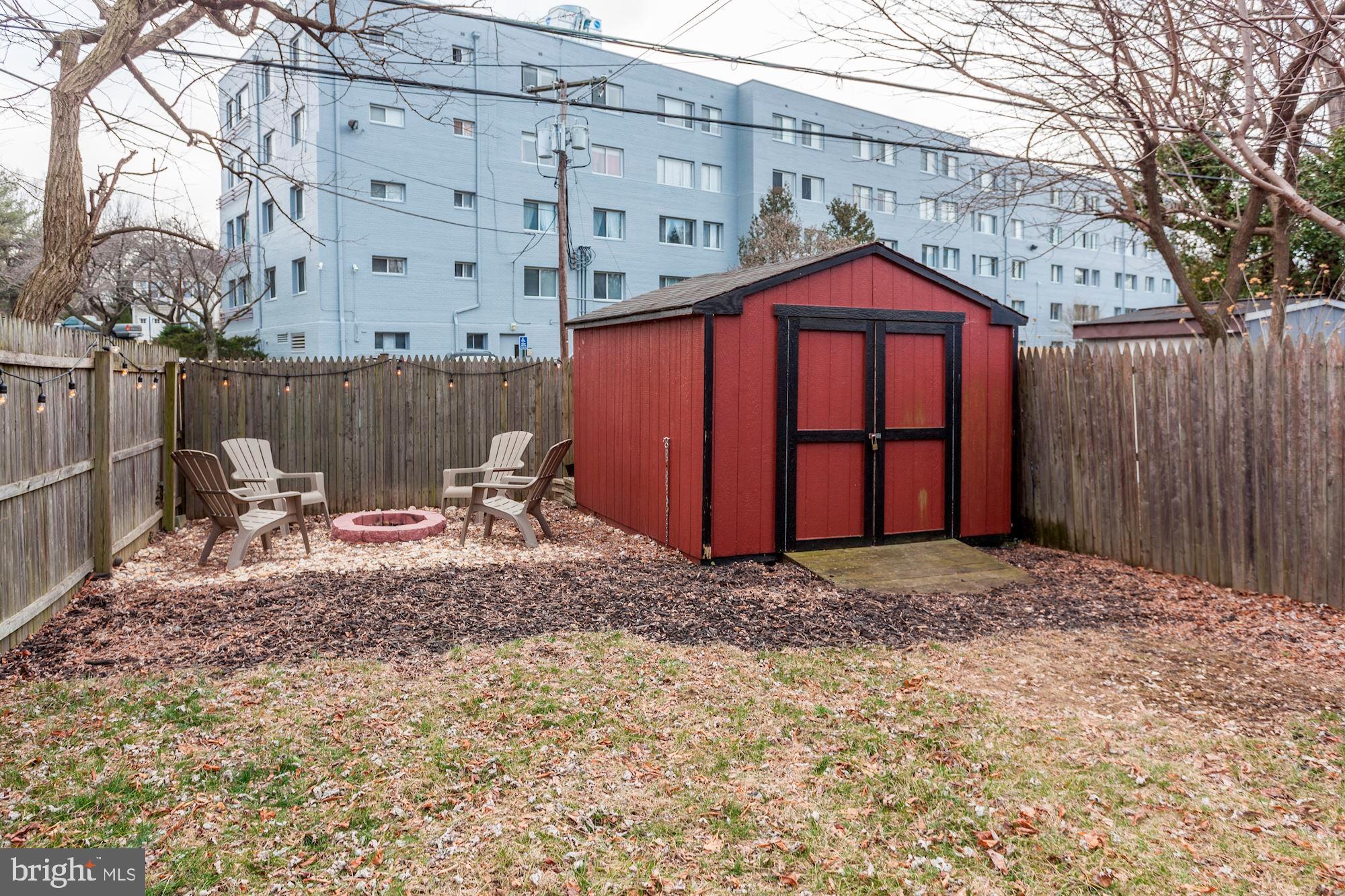 GLEBE MANOR - Residential