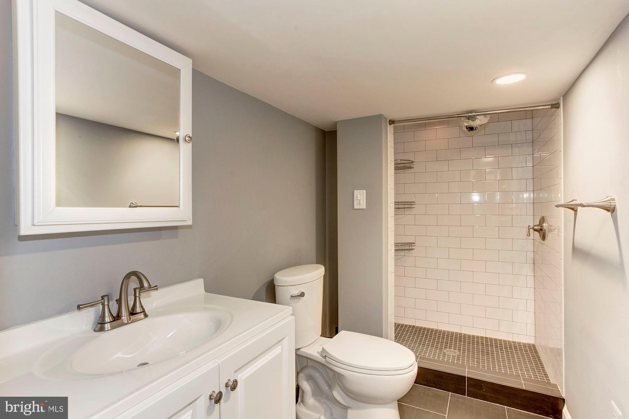 GLEBE MANOR - Residential