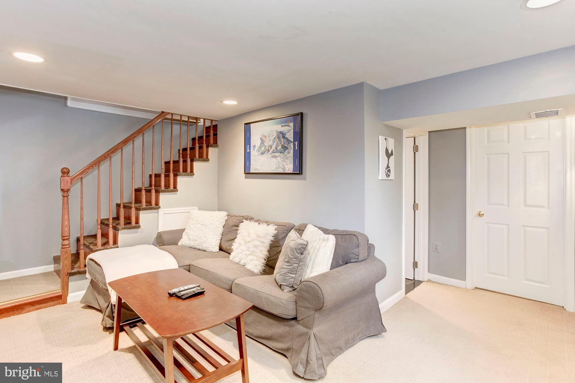 GLEBE MANOR - Residential