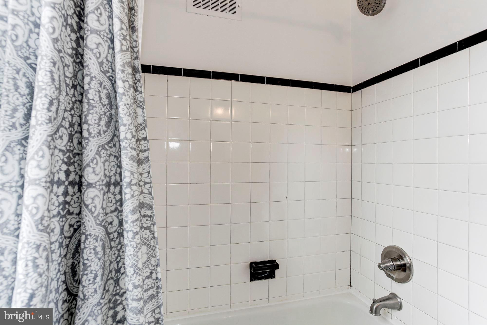 GLEBE MANOR - Residential