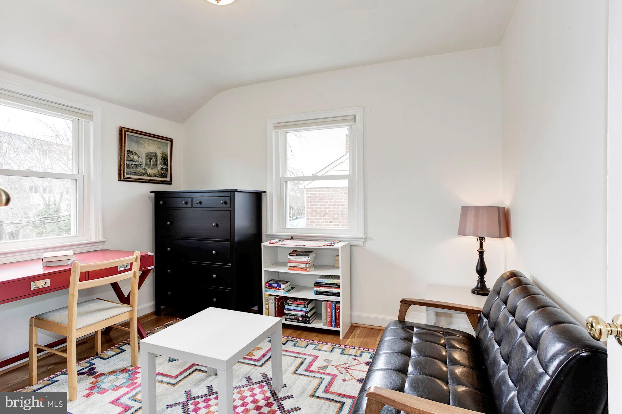 GLEBE MANOR - Residential