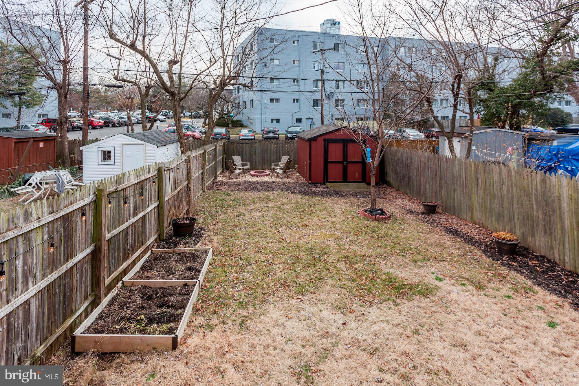GLEBE MANOR - Residential