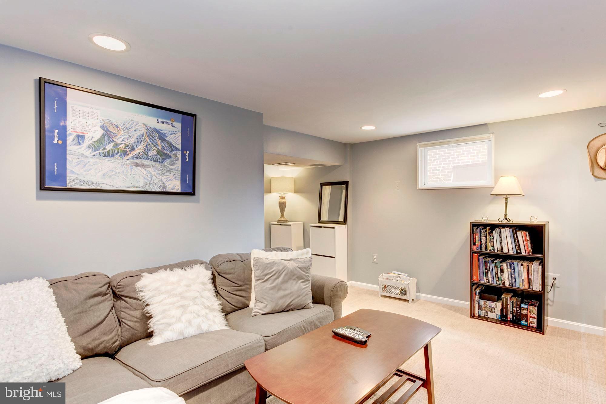 GLEBE MANOR - Residential