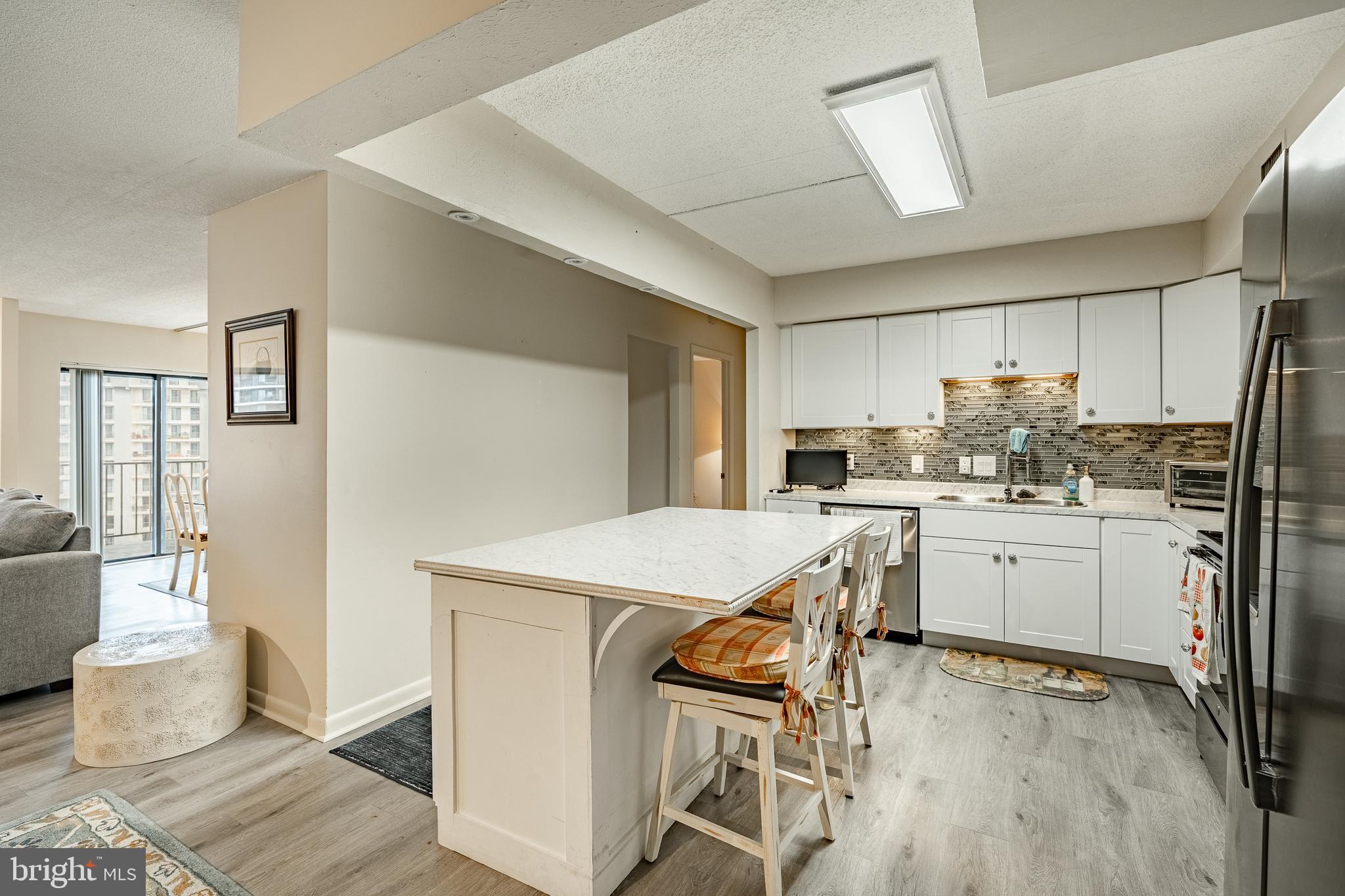 VALLEY FORGE TOWER - Residential