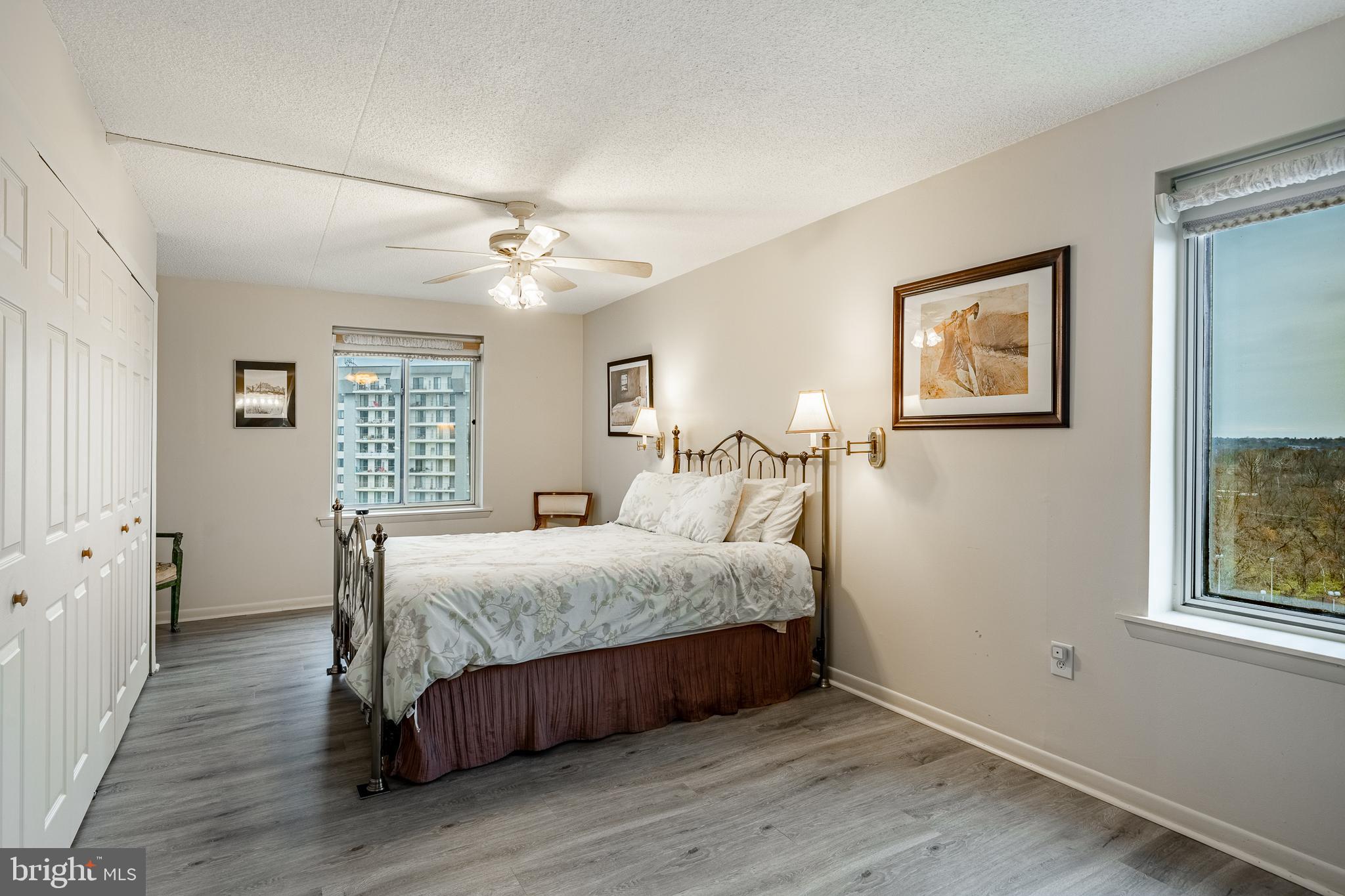 VALLEY FORGE TOWER - Residential