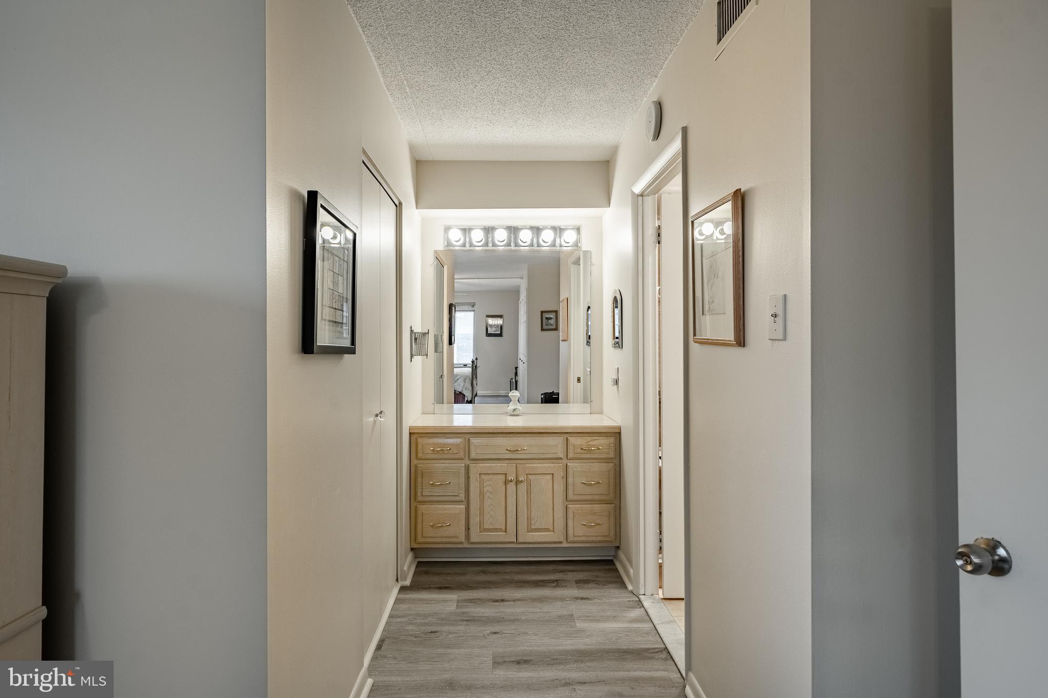 VALLEY FORGE TOWER - Residential