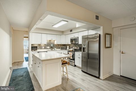 11004 VALLEY FORGE CIRCLE 1004 KING OF PRUSSIA PA 19406