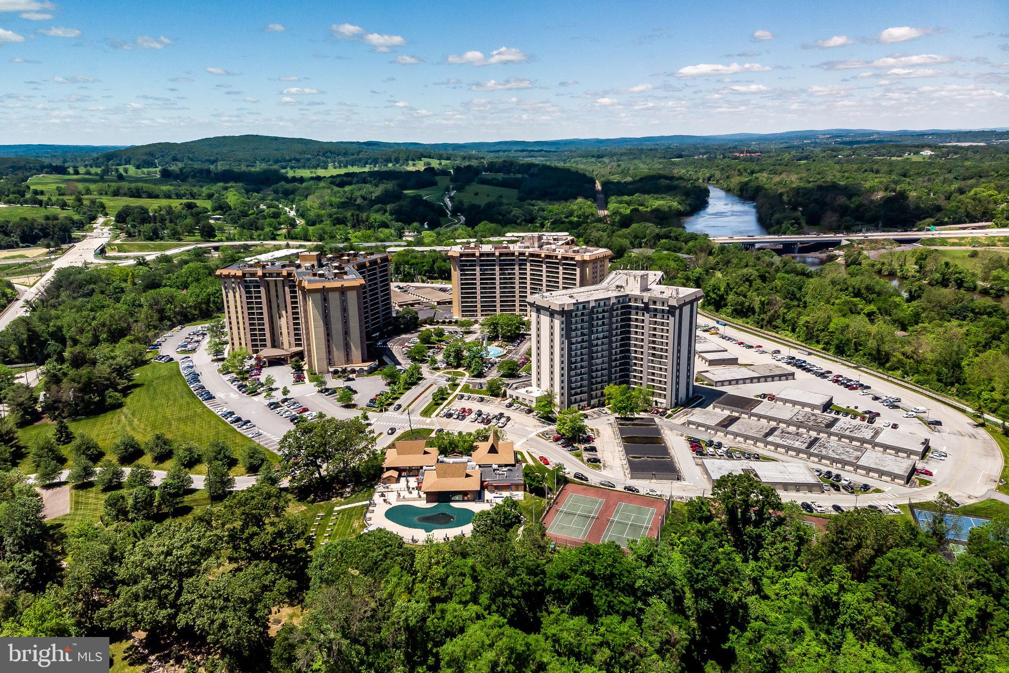 VALLEY FORGE TOWER - Residential