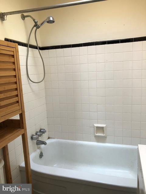 LANSDALE - Residential