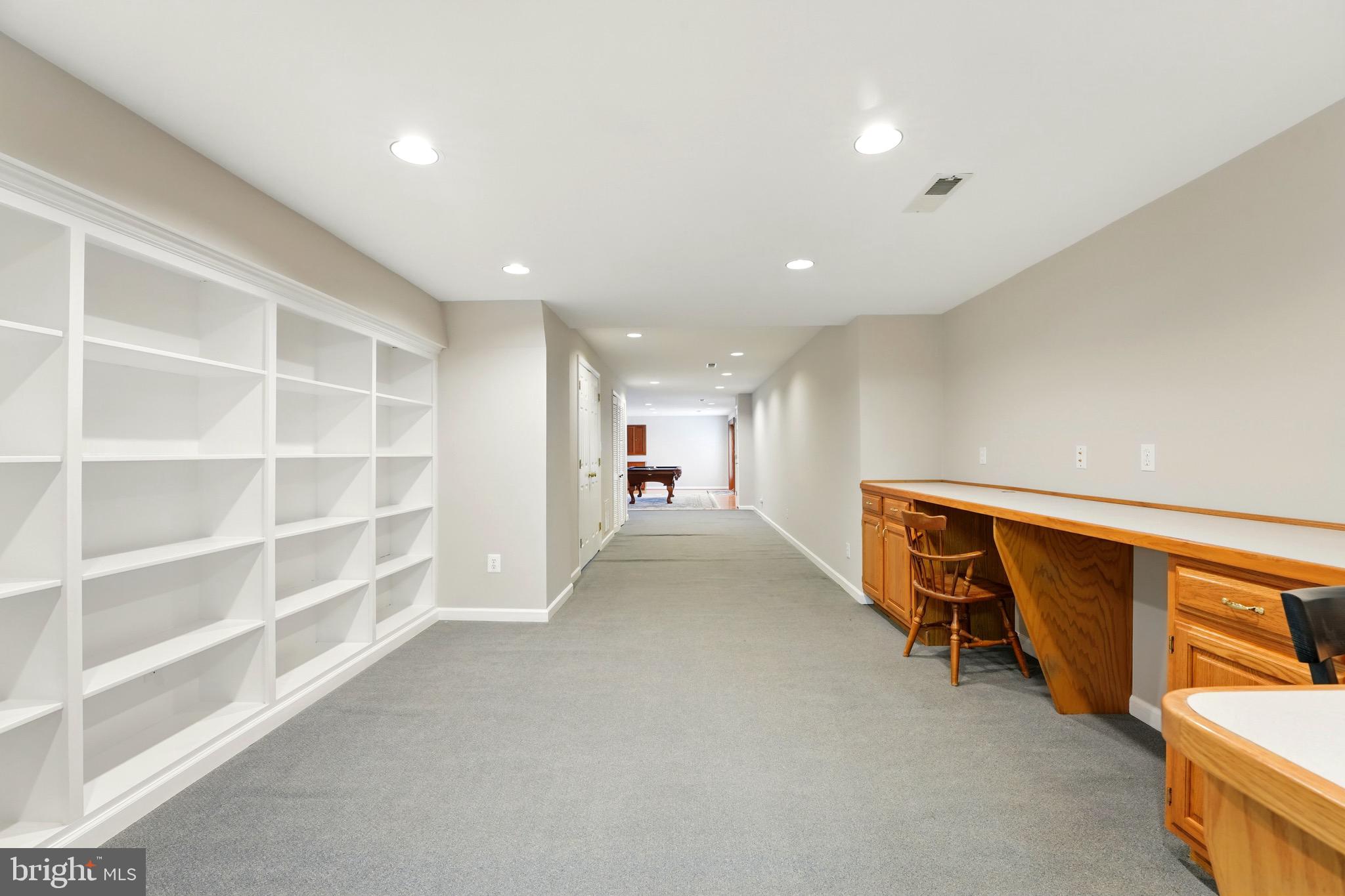 SYLVAN MANOR - Residential