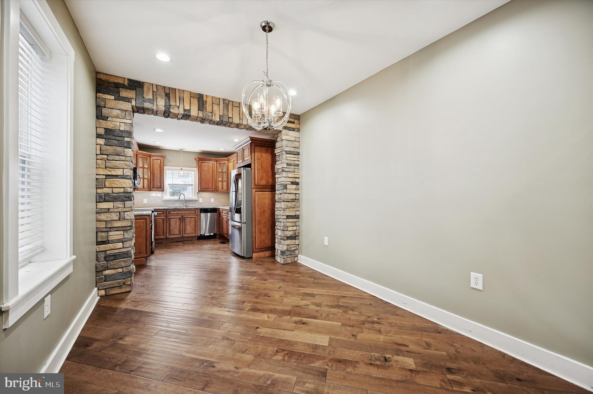 PORT RICHMOND - Residential