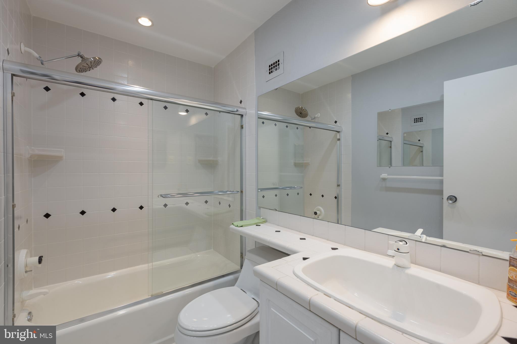 PROSPECT HOUSE - Residential Lease