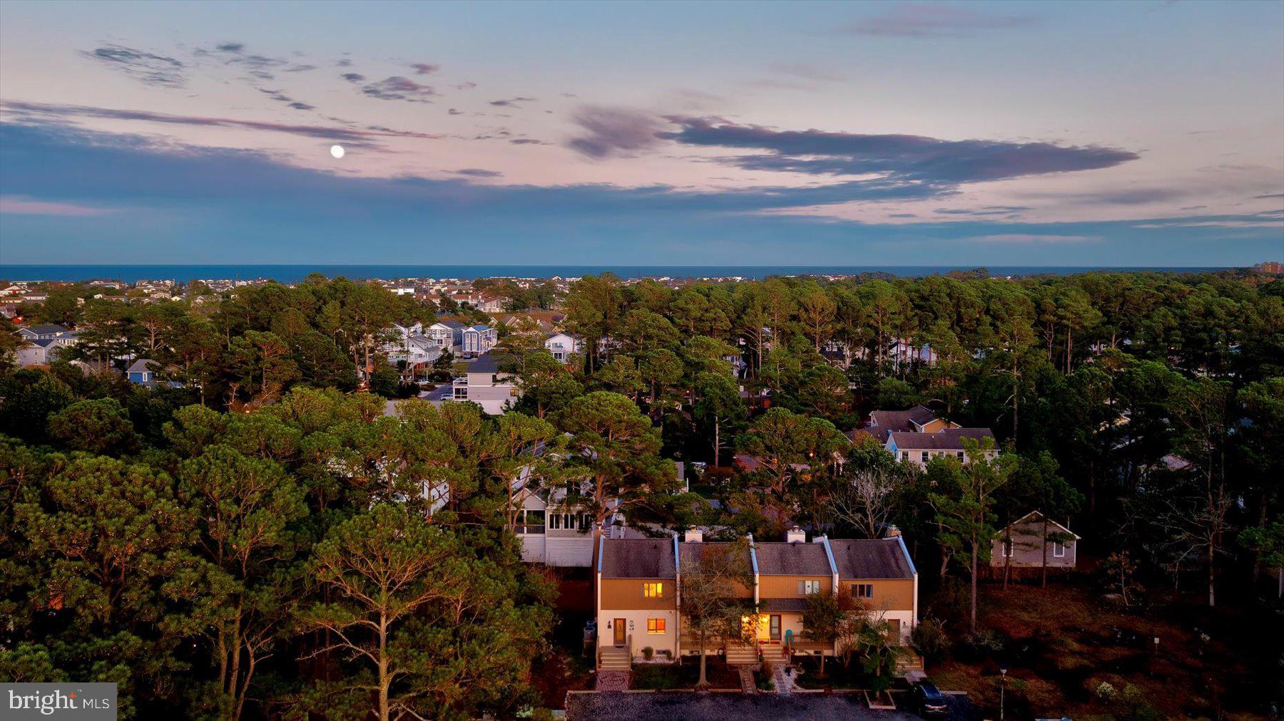 VILLAS OF BETHANY WEST - Residential