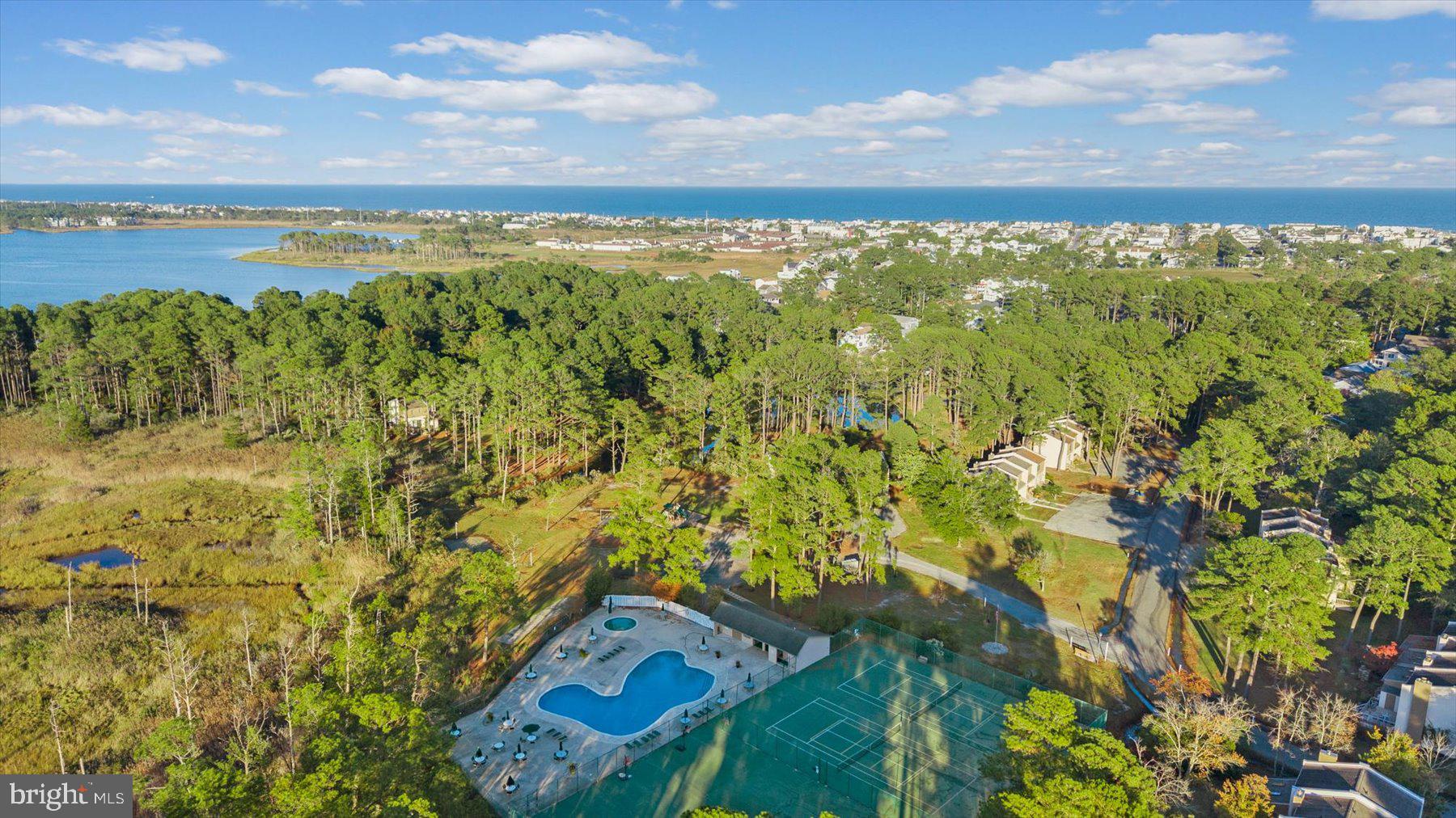 VILLAS OF BETHANY WEST - Residential