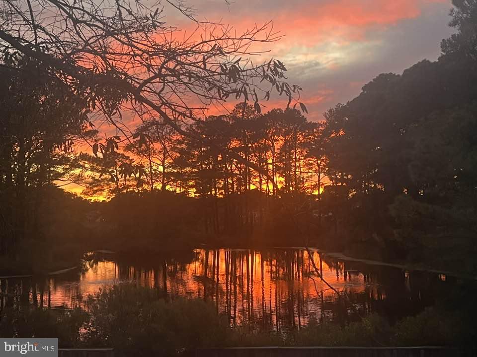 VILLAS OF BETHANY WEST - Residential