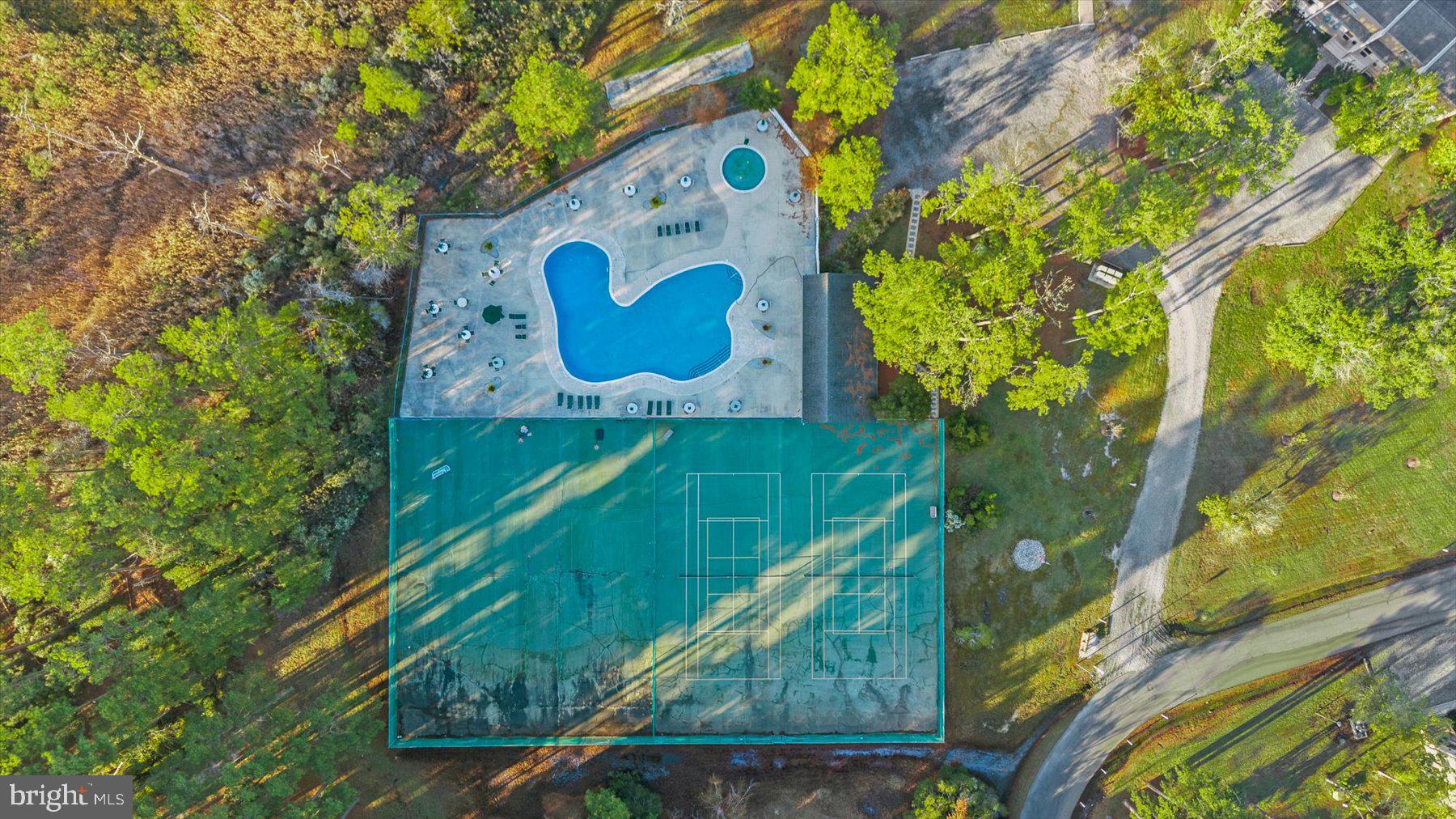 VILLAS OF BETHANY WEST - Residential