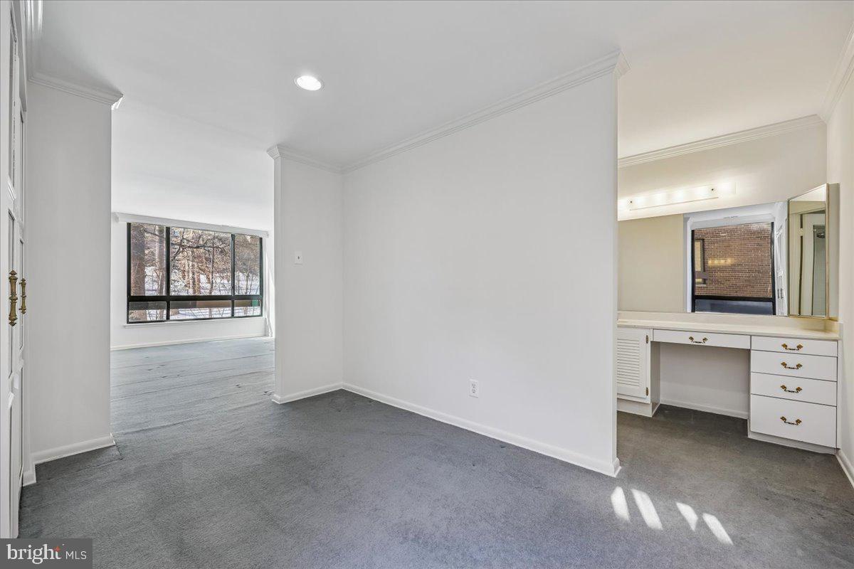 SUMNER VILLAGE - Residential