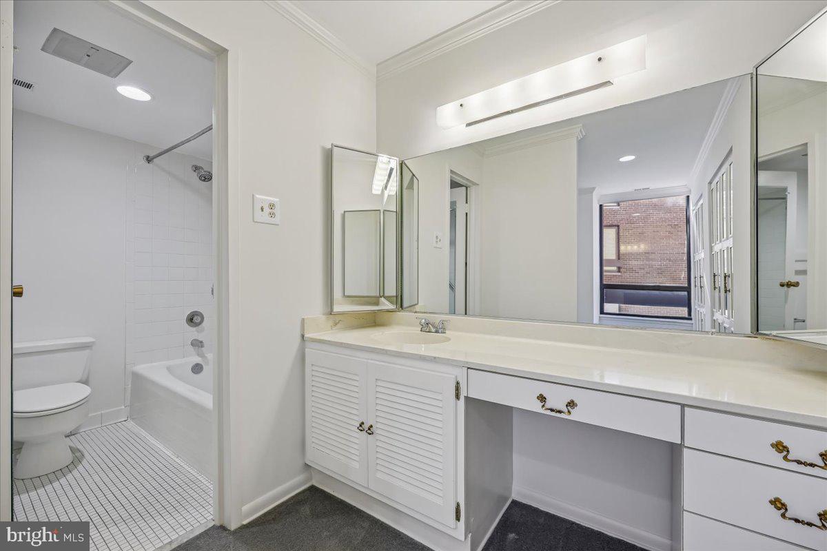 SUMNER VILLAGE - Residential