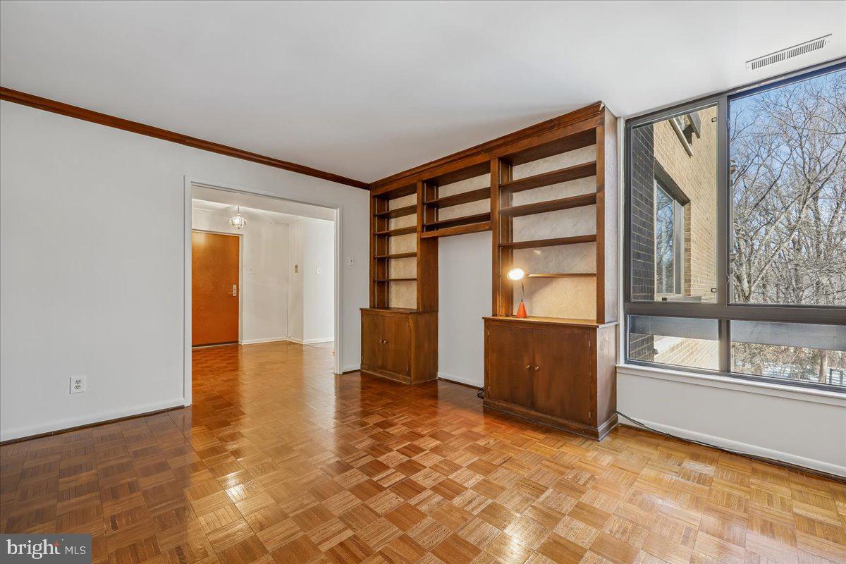 SUMNER VILLAGE - Residential