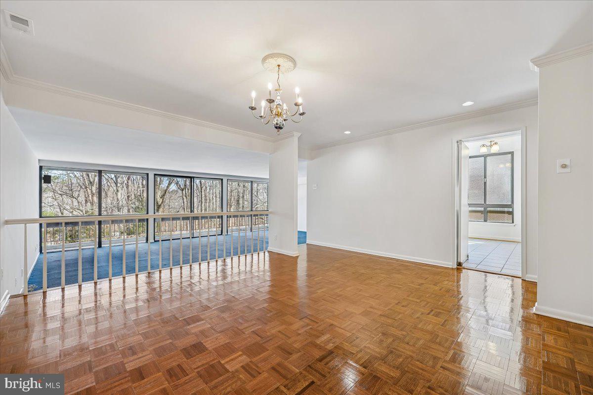 SUMNER VILLAGE - Residential