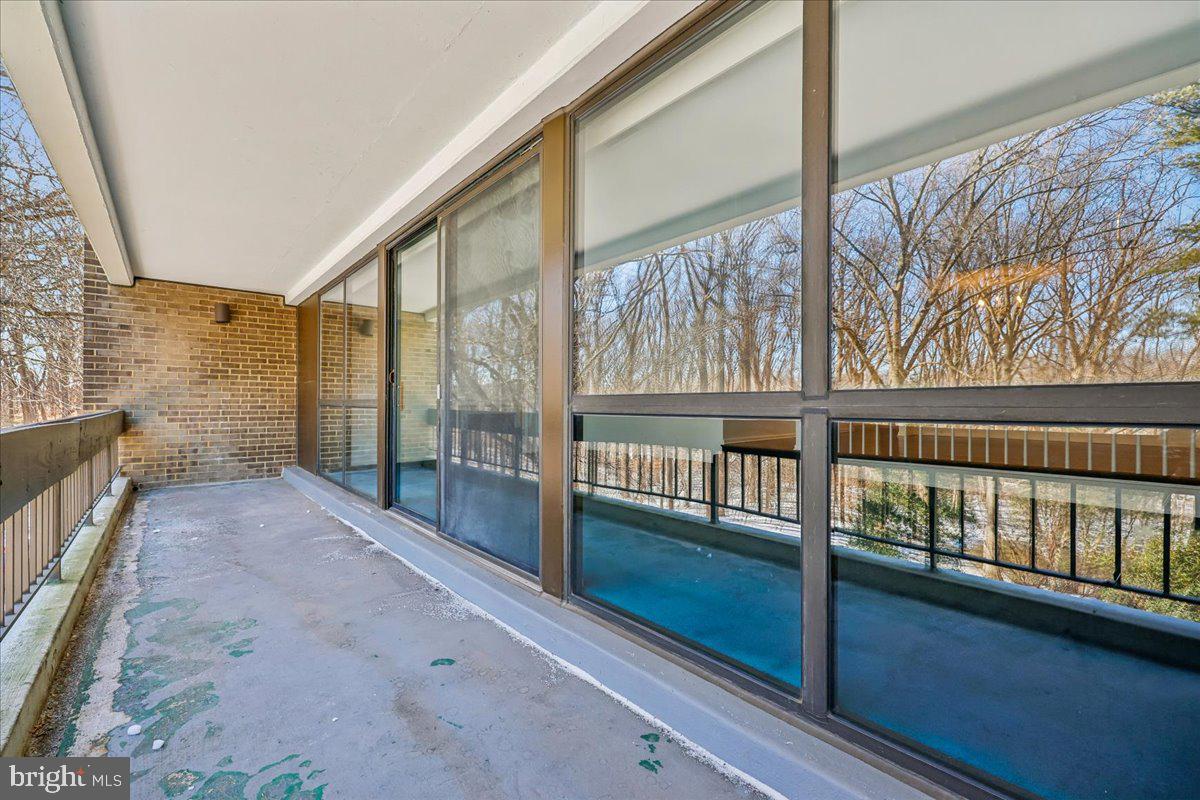 SUMNER VILLAGE - Residential