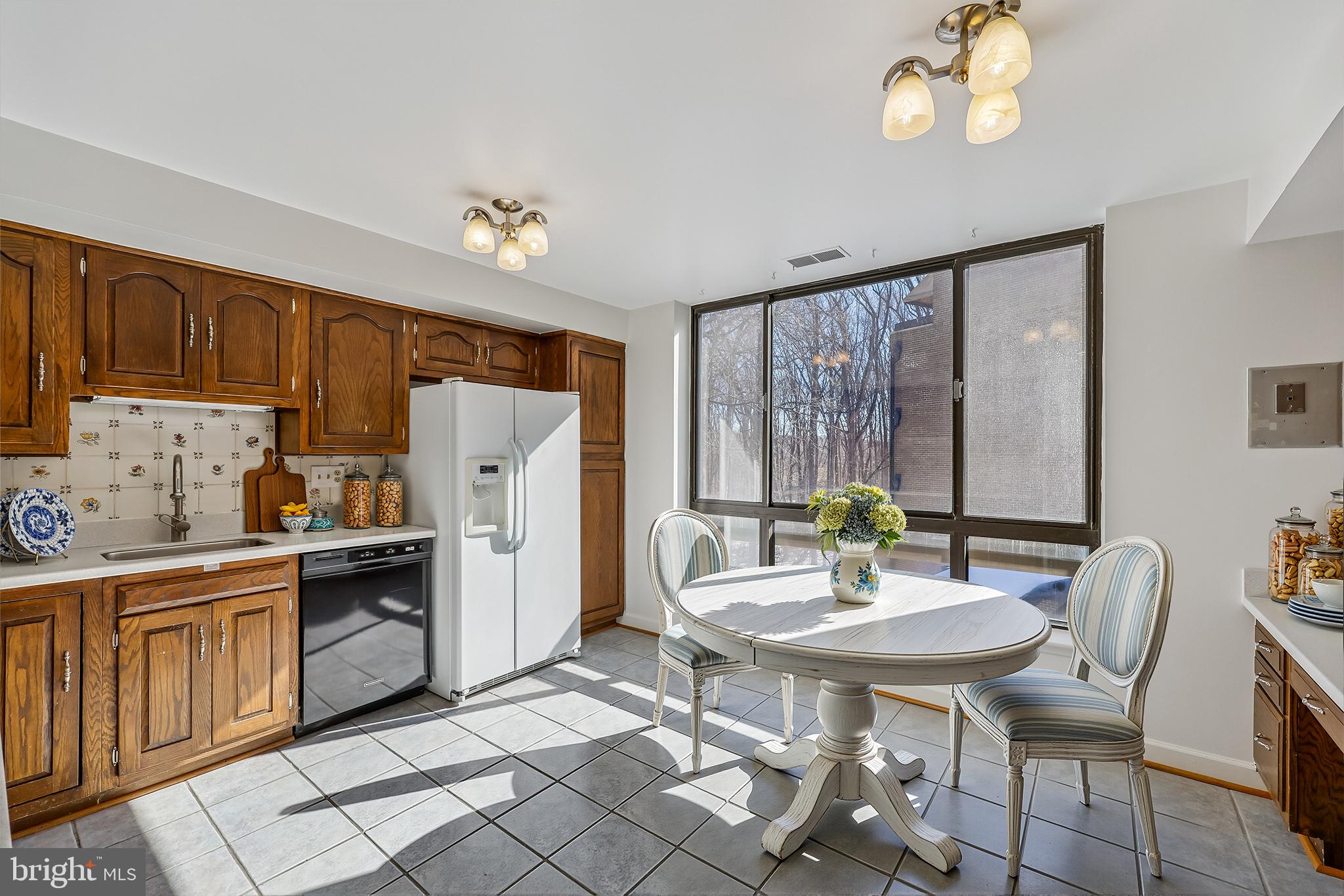 SUMNER VILLAGE - Residential