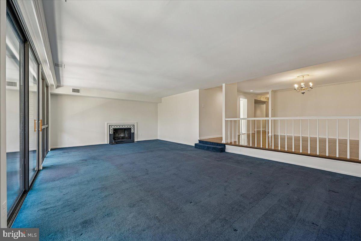 SUMNER VILLAGE - Residential