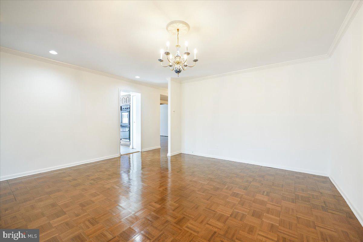 SUMNER VILLAGE - Residential