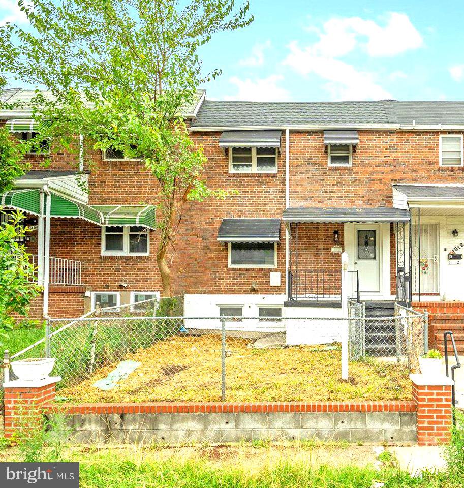 1510 N DECKER AVENUE