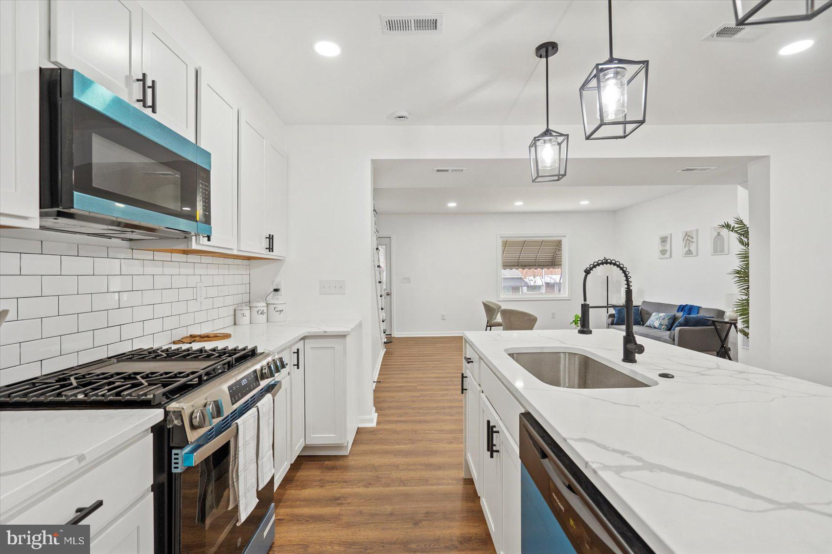 BELAIR-EDISON - Residential