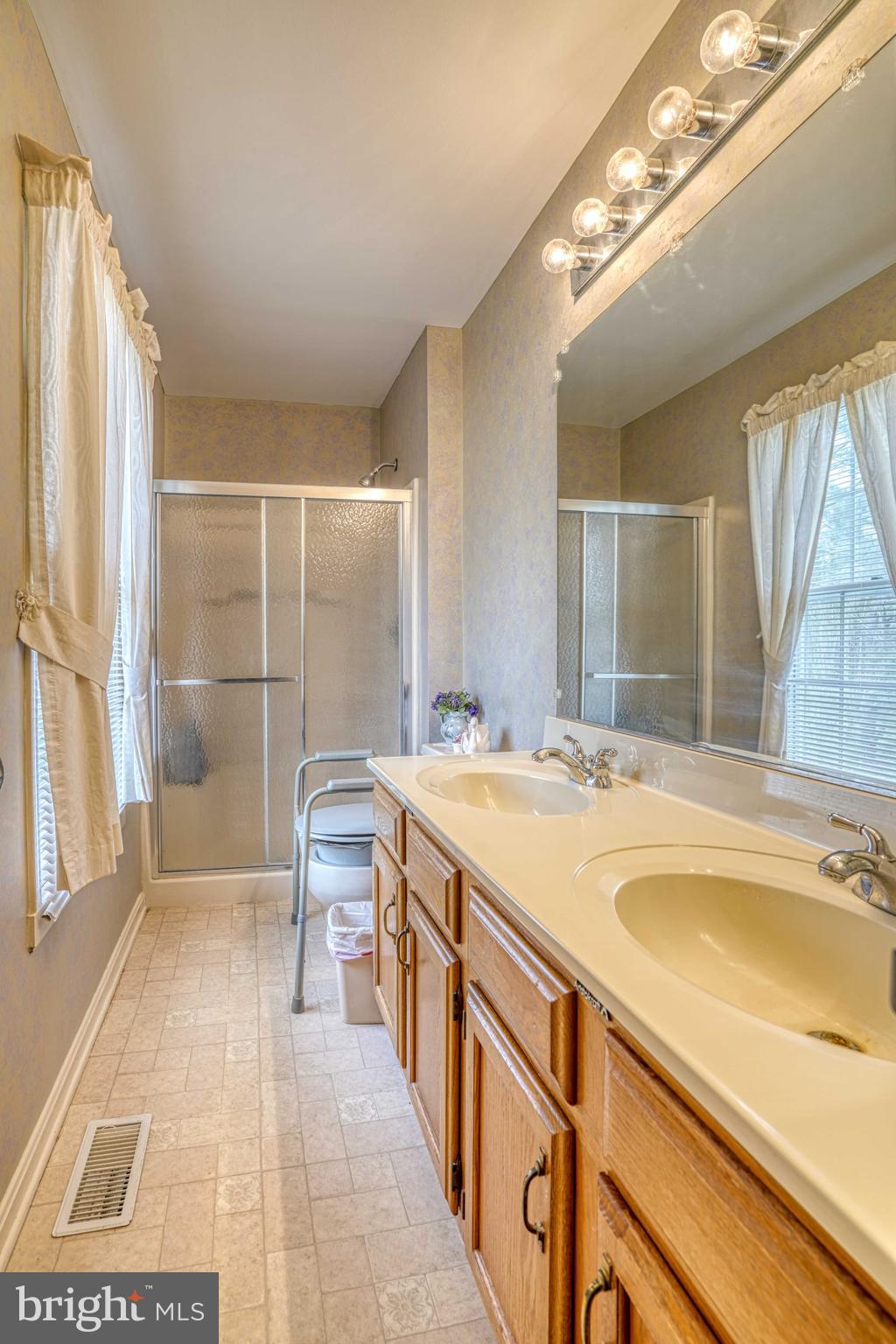 FIKES ORCHARD - Residential