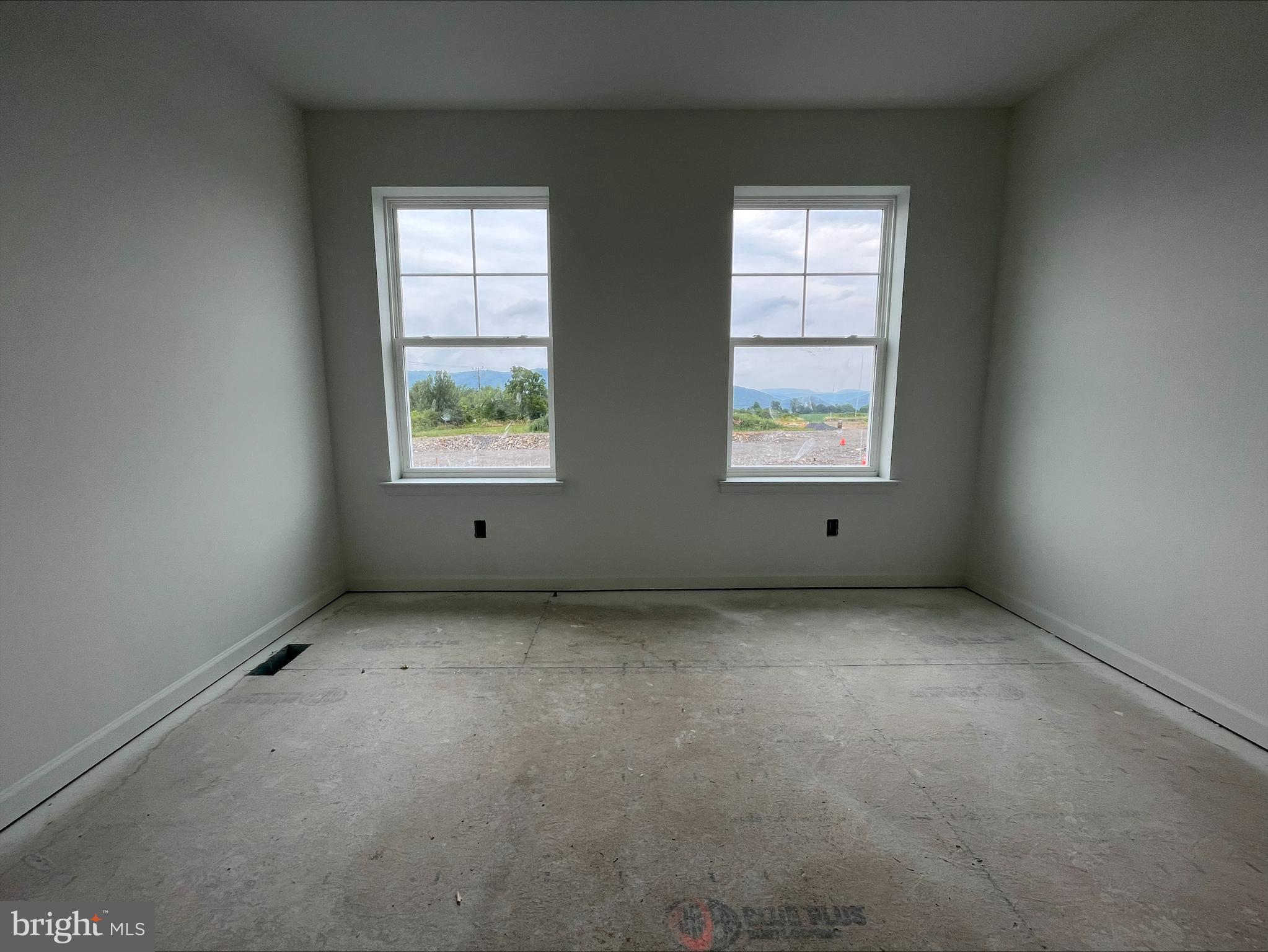 LOGAN GREENE - Residential